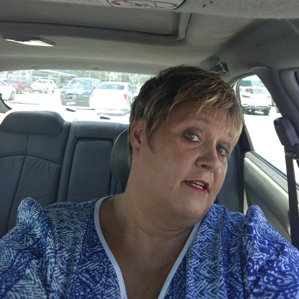 Meet your Posher, Donna